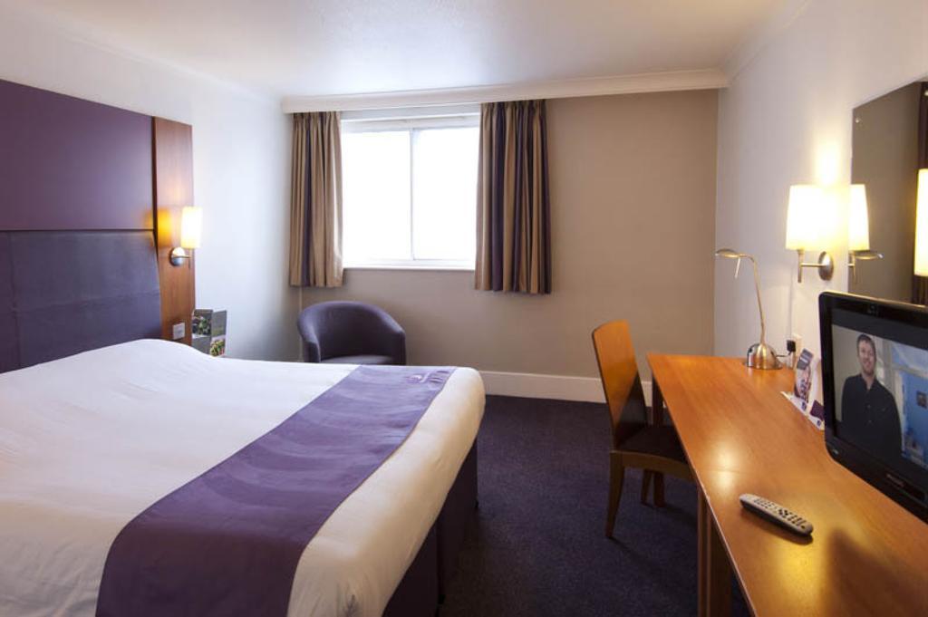 Premier Inn Newcastle Team Valley Gateshead Buitenkant foto