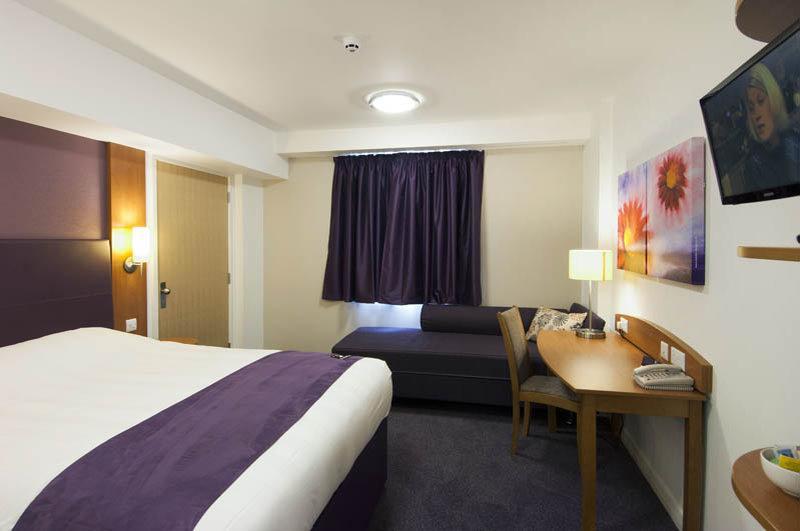Premier Inn Newcastle Team Valley Gateshead Buitenkant foto